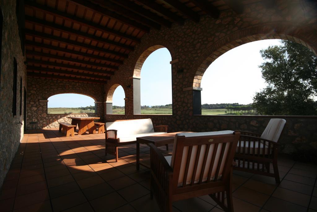 Hotel Mas Oliveres Pla De Palau Llers Oda fotoğraf