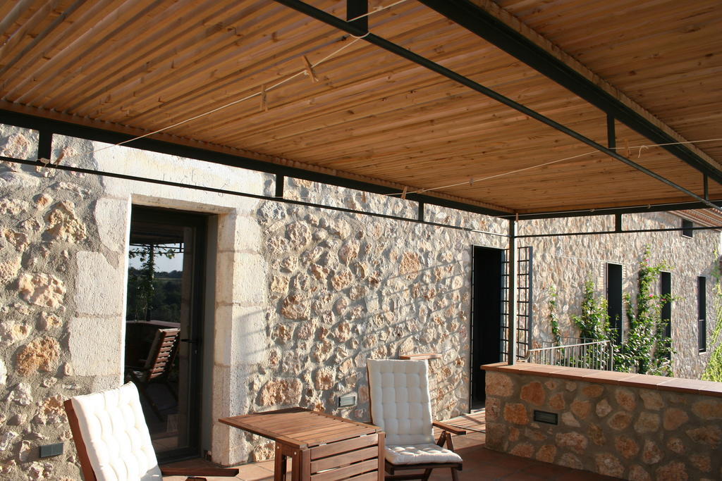 Hotel Mas Oliveres Pla De Palau Llers Oda fotoğraf