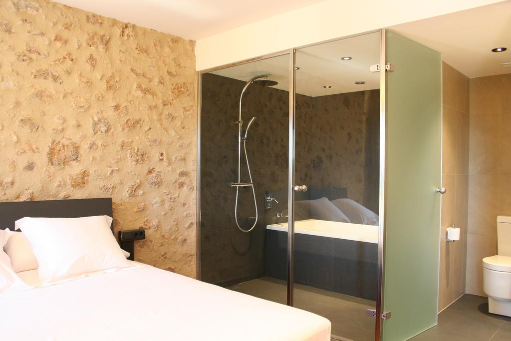 Hotel Mas Oliveres Pla De Palau Llers Oda fotoğraf